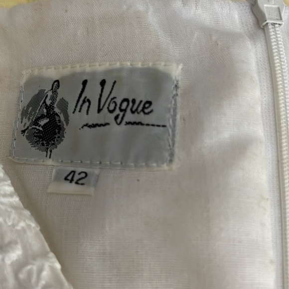 Beautiful white embroidered cotton Dress lined - Picture 5 of 5